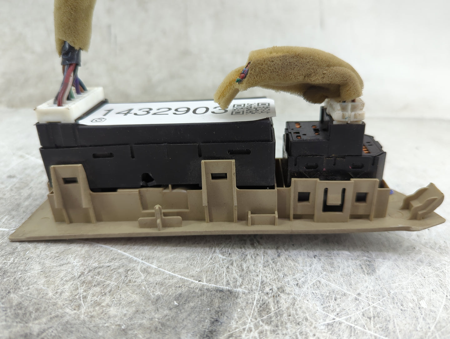 2008-2013 Nissan Altima Master Power Window Switch Replacement Driver Side Left P/N:25401 ZN60A Fits OEM Used Auto Parts - O