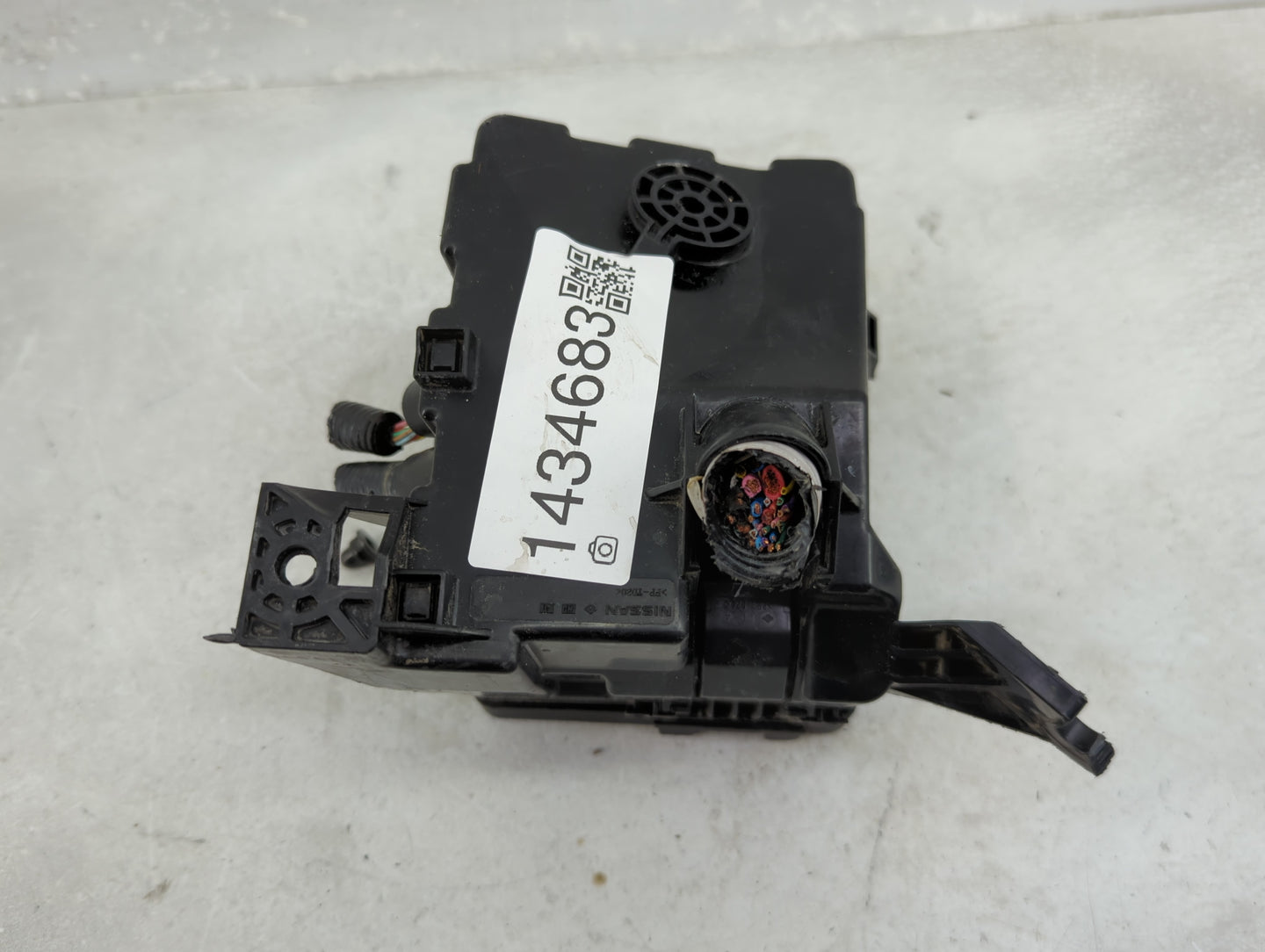 2013-2014 Nissan Altima Fusebox Fuse Box Panel Relay Module P/N:284B7-3TA0B Fits Fits 2013 2014 OEM Used Auto Parts - Oemuse