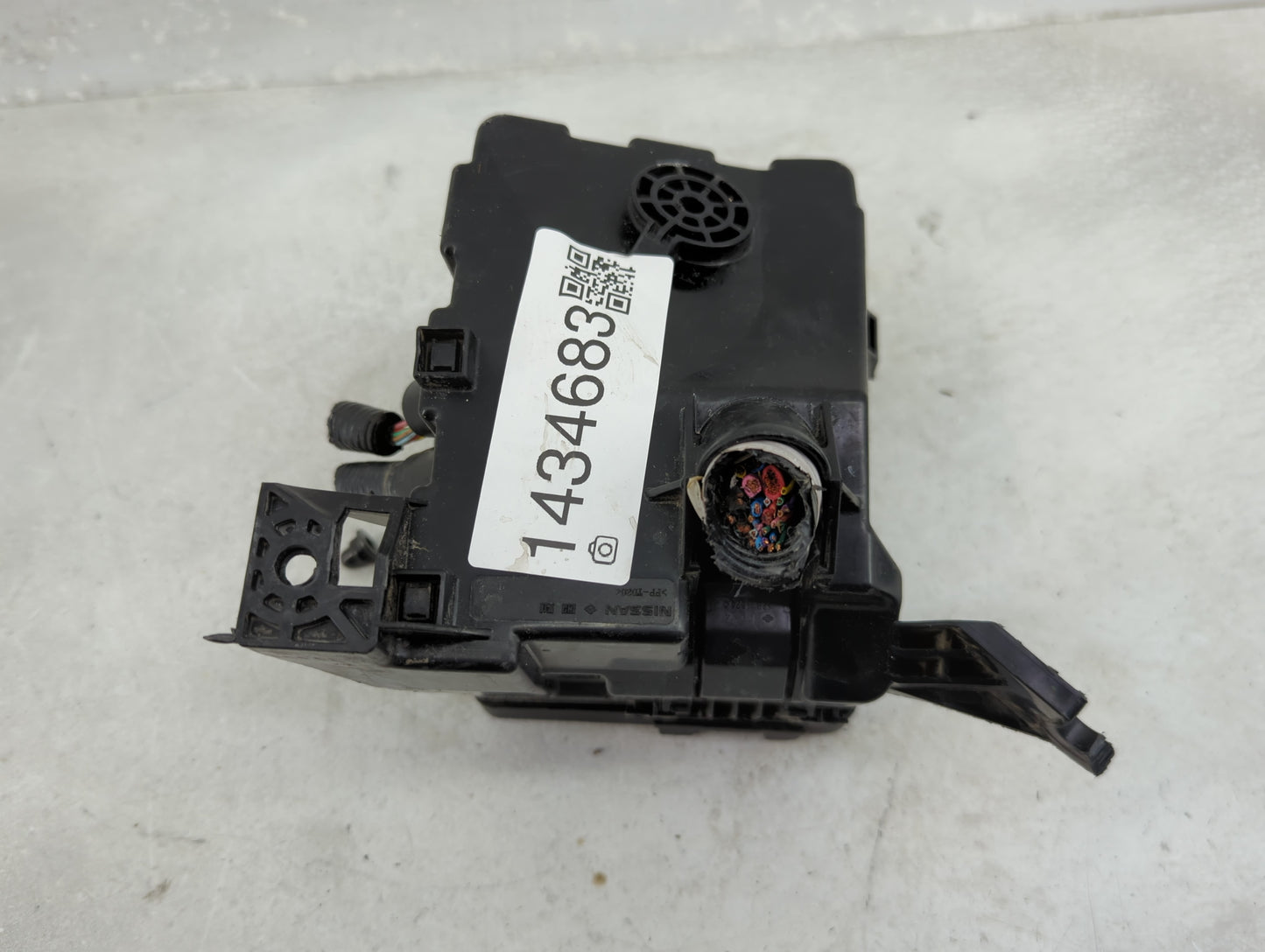 2013-2014 Nissan Altima Fusebox Fuse Box Panel Relay Module P/N:284B7-3TA0B Fits Fits 2013 2014 OEM Used Auto Parts - Oemuse
