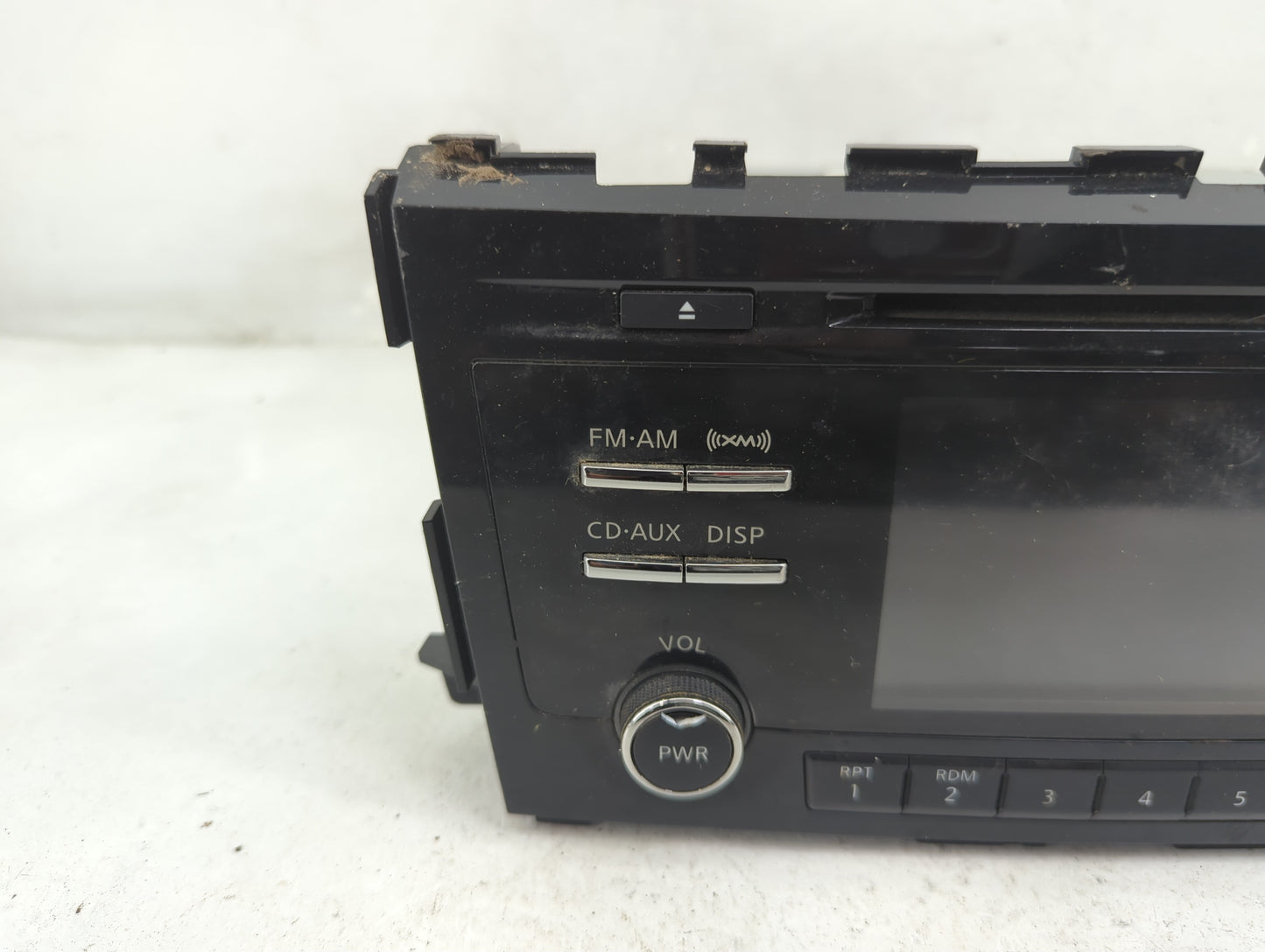 2013 Nissan Altima Radio AM FM Cd Player Receiver Replacement P/N:281853TA0B CQ-FN22E44D Fits OEM Used Auto Parts - Oemuseda