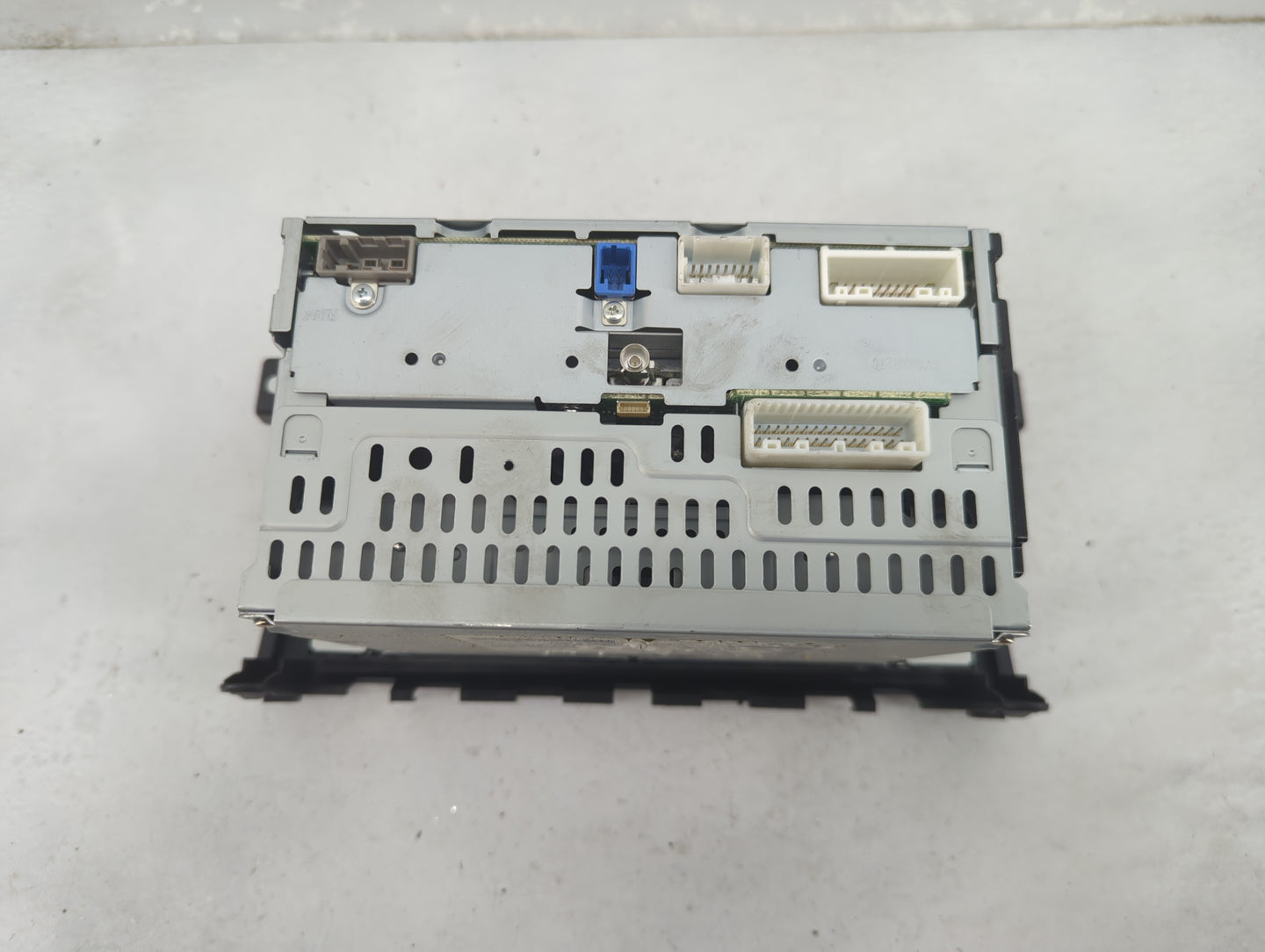 2013 Nissan Altima Radio AM FM Cd Player Receiver Replacement P/N:28185 3TA0B Fits OEM Used Auto Parts - Oemusedautoparts1.c