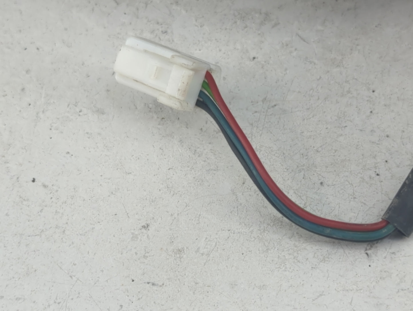 2013-2018 Nissan Altima Driver Side View Mirror - Left Door Mirror OEM Used - Oemusedautoparts1.com