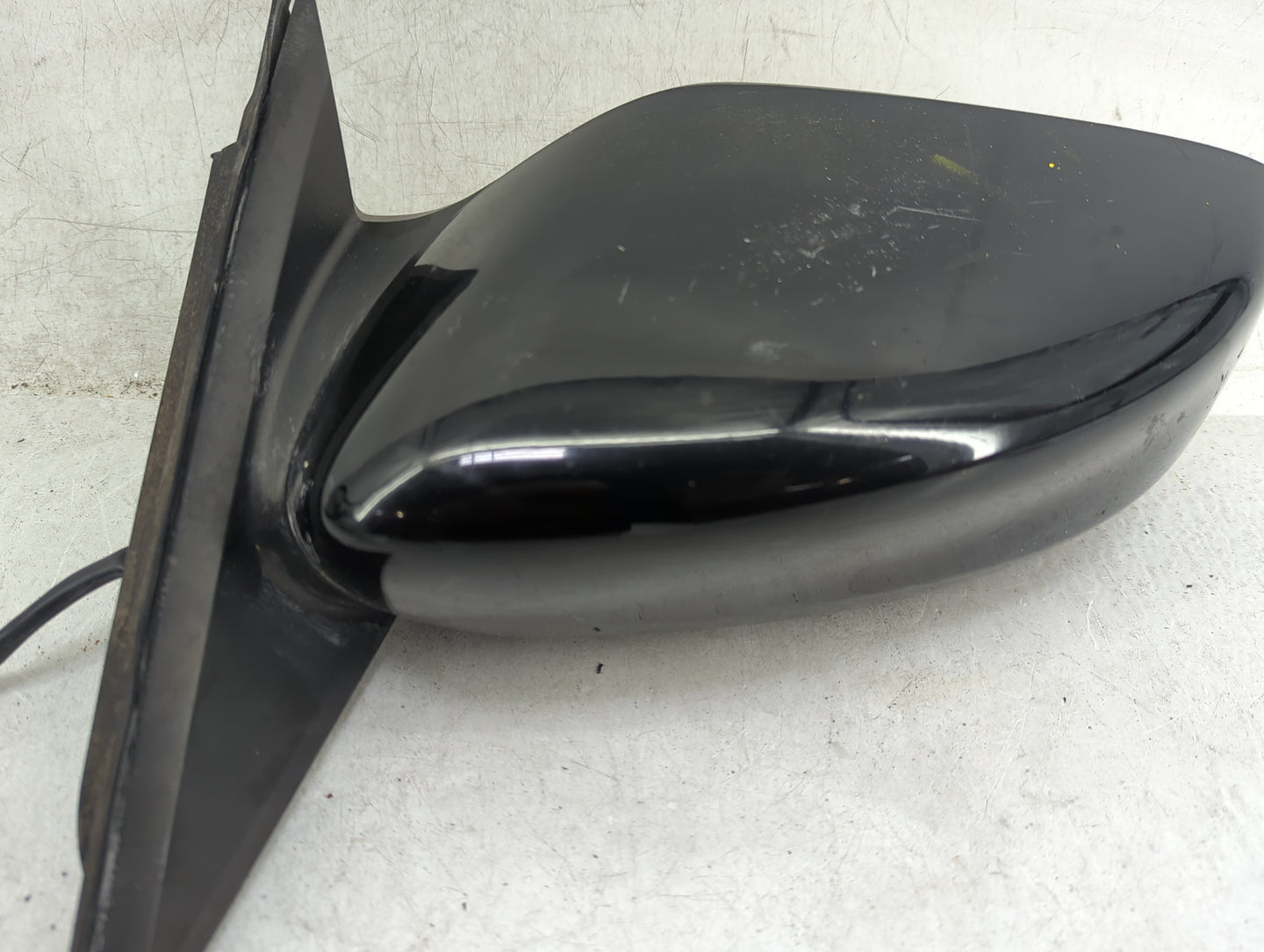 2013-2018 Nissan Altima Driver Side View Mirror - Left Door Mirror OEM Used - Oemusedautoparts1.com