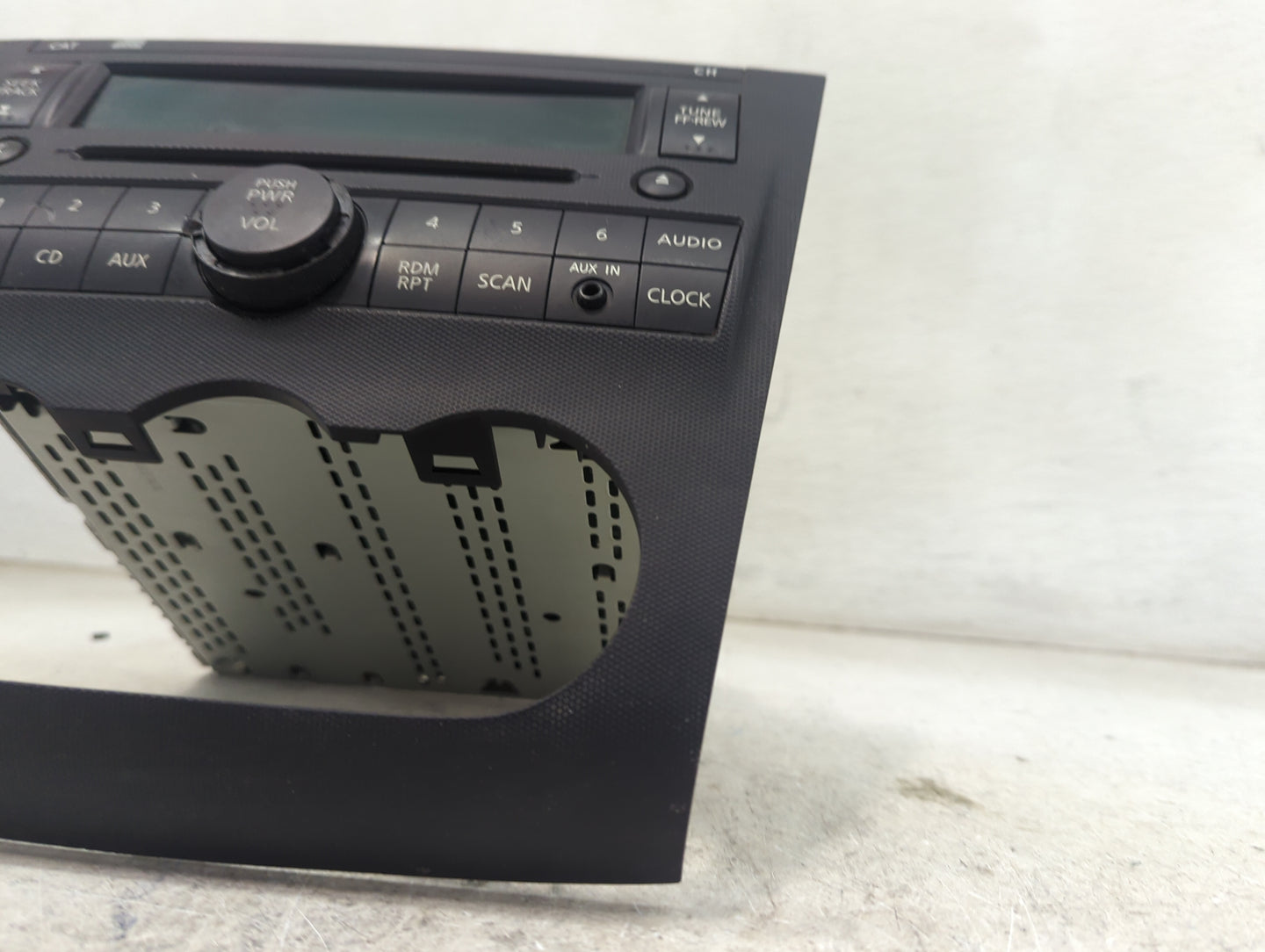 2010-2013 Nissan Altima Radio AM FM Cd Player Receiver Replacement P/N:28185 ZX12A CQ-JN20E2GX Fits Fits 2010 2011 2012 2013