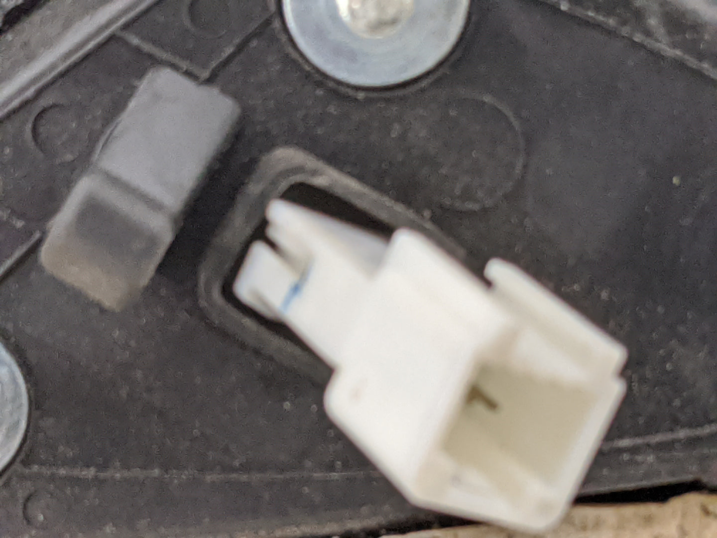 2008-2013 Nissan Altima Passenger Side View Mirror - Right Door Mirror OEM Used - Oemusedautoparts1.com