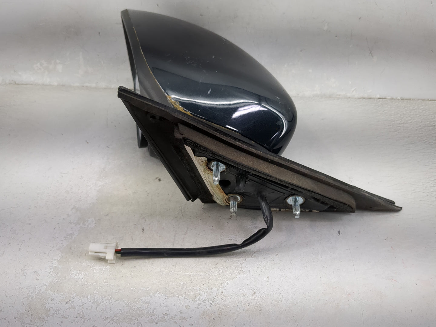 2013-2018 Nissan Altima Driver Side View Mirror - Left Door Mirror OEM Used - Oemusedautoparts1.com