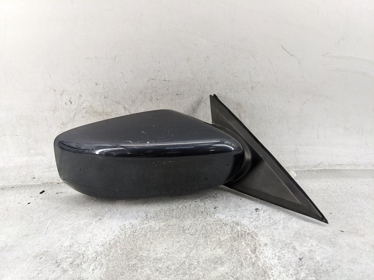 2013-2018 Nissan Altima Passenger Side View Mirror - Right Door Mirror OEM Used - Oemusedautoparts1.com