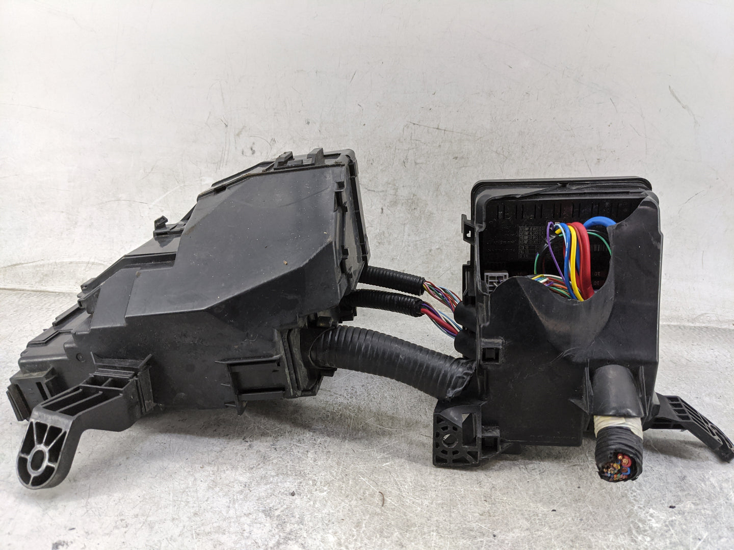 2013-2014 Nissan Altima Fusebox Fuse Box Panel Relay Module Fits Fits 2013 2014 OEM Used Auto Parts - Oemusedautoparts1.com