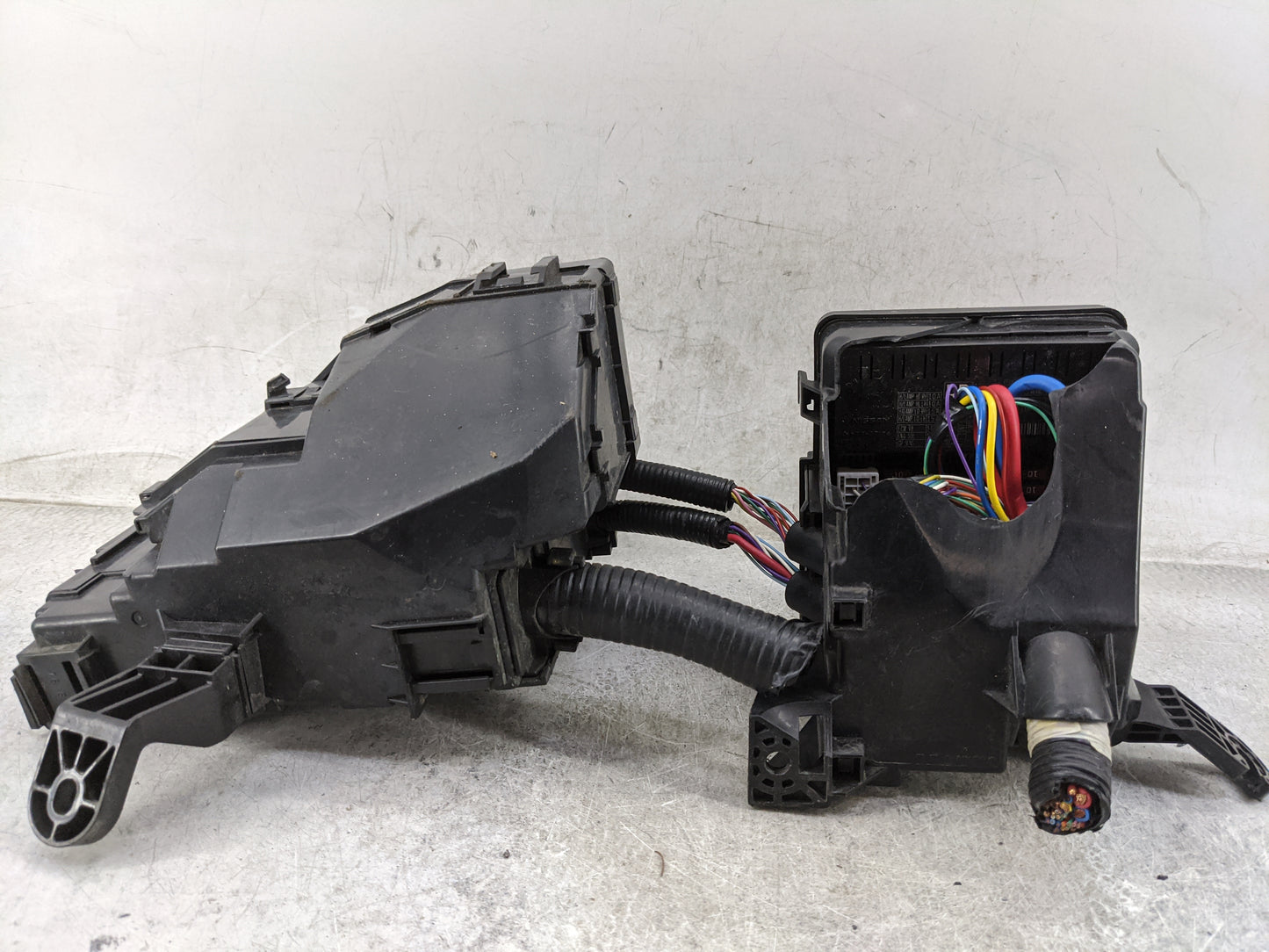 2013-2014 Nissan Altima Fusebox Fuse Box Panel Relay Module Fits Fits 2013 2014 OEM Used Auto Parts - Oemusedautoparts1.com