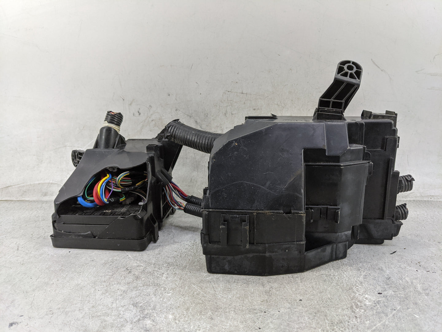 2013-2014 Nissan Altima Fusebox Fuse Box Panel Relay Module Fits Fits 2013 2014 OEM Used Auto Parts - Oemusedautoparts1.com