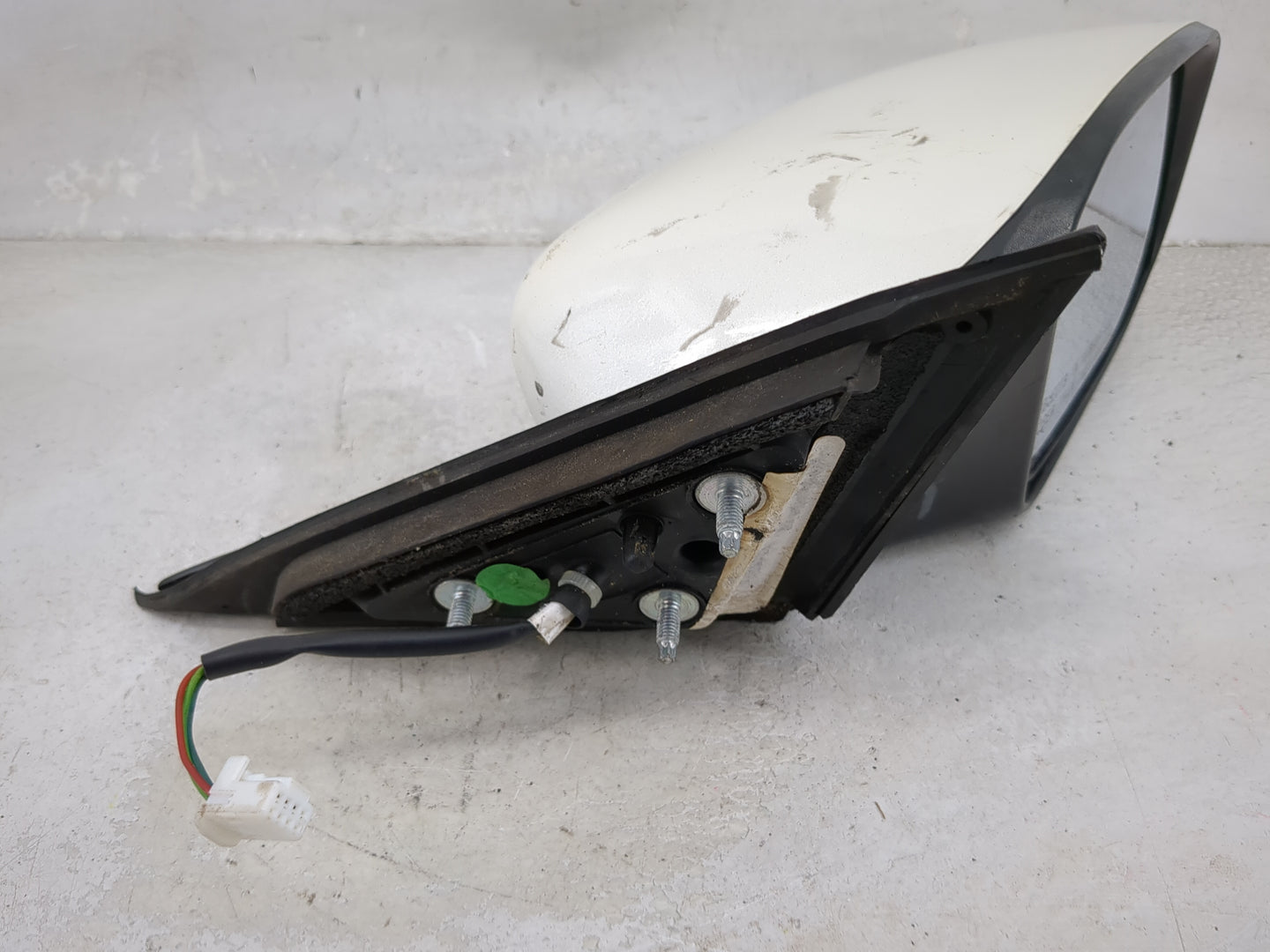 2013-2018 Nissan Altima Passenger Side View Mirror - Right Door Mirror OEM Used - Oemusedautoparts1.com