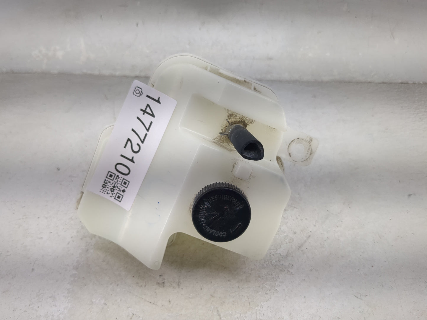2013-2018 Nissan Altima Radiator Coolant Overflow Expansion Tank Bottle 1477210 - Oemusedautoparts1.com