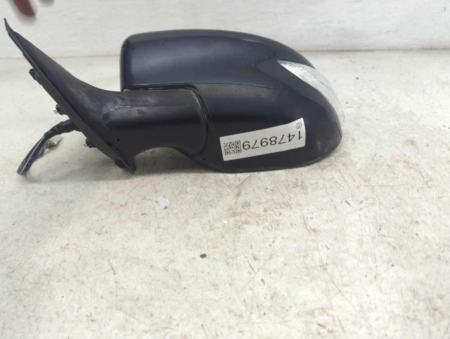 2013-2018 Nissan Altima Driver Side View Mirror - Left Door Mirror OEM Used - Oemusedautoparts1.com