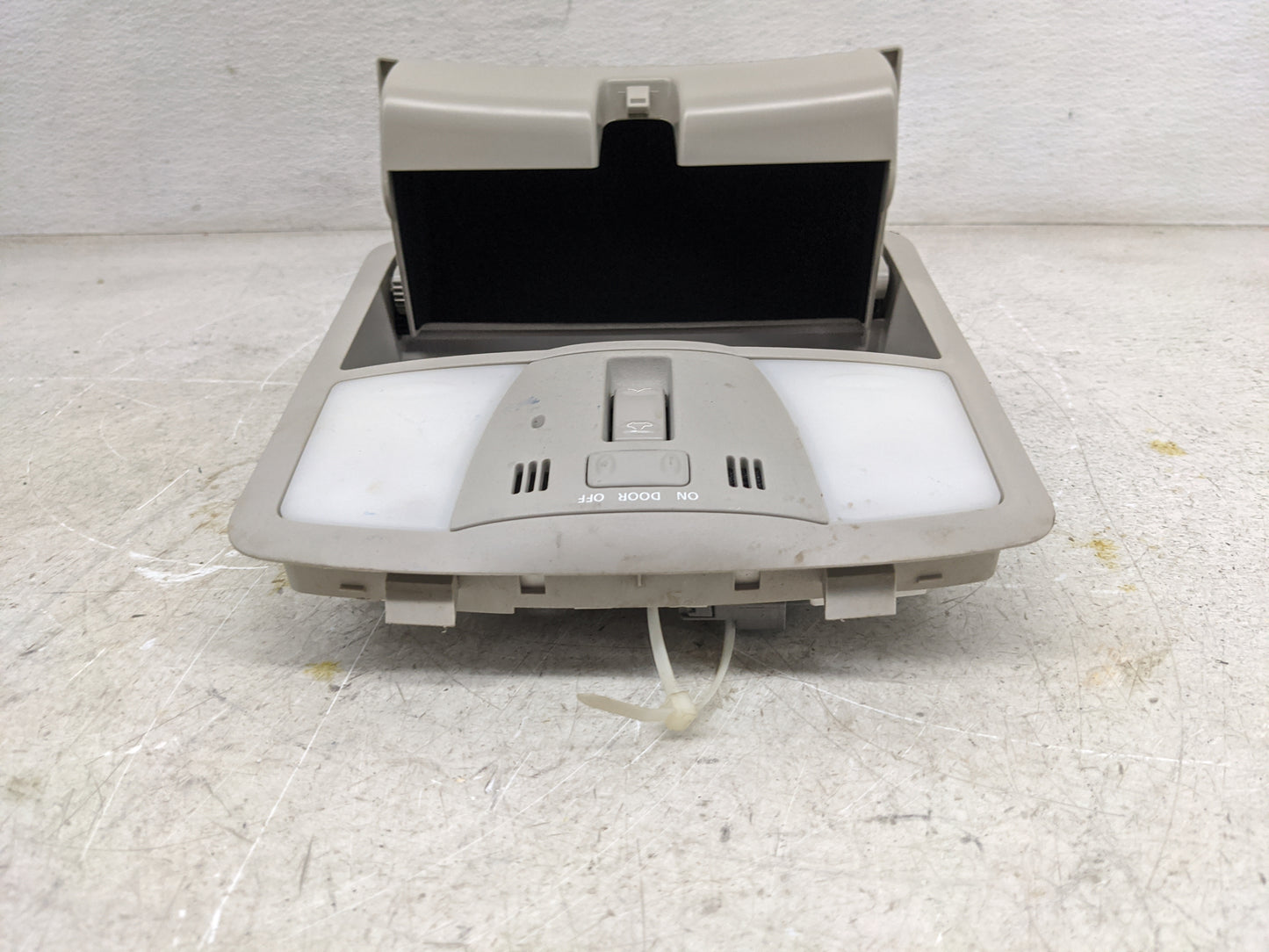 2013 Nissan Altima Overhead Roof Console Tan - Oemusedautoparts1.com