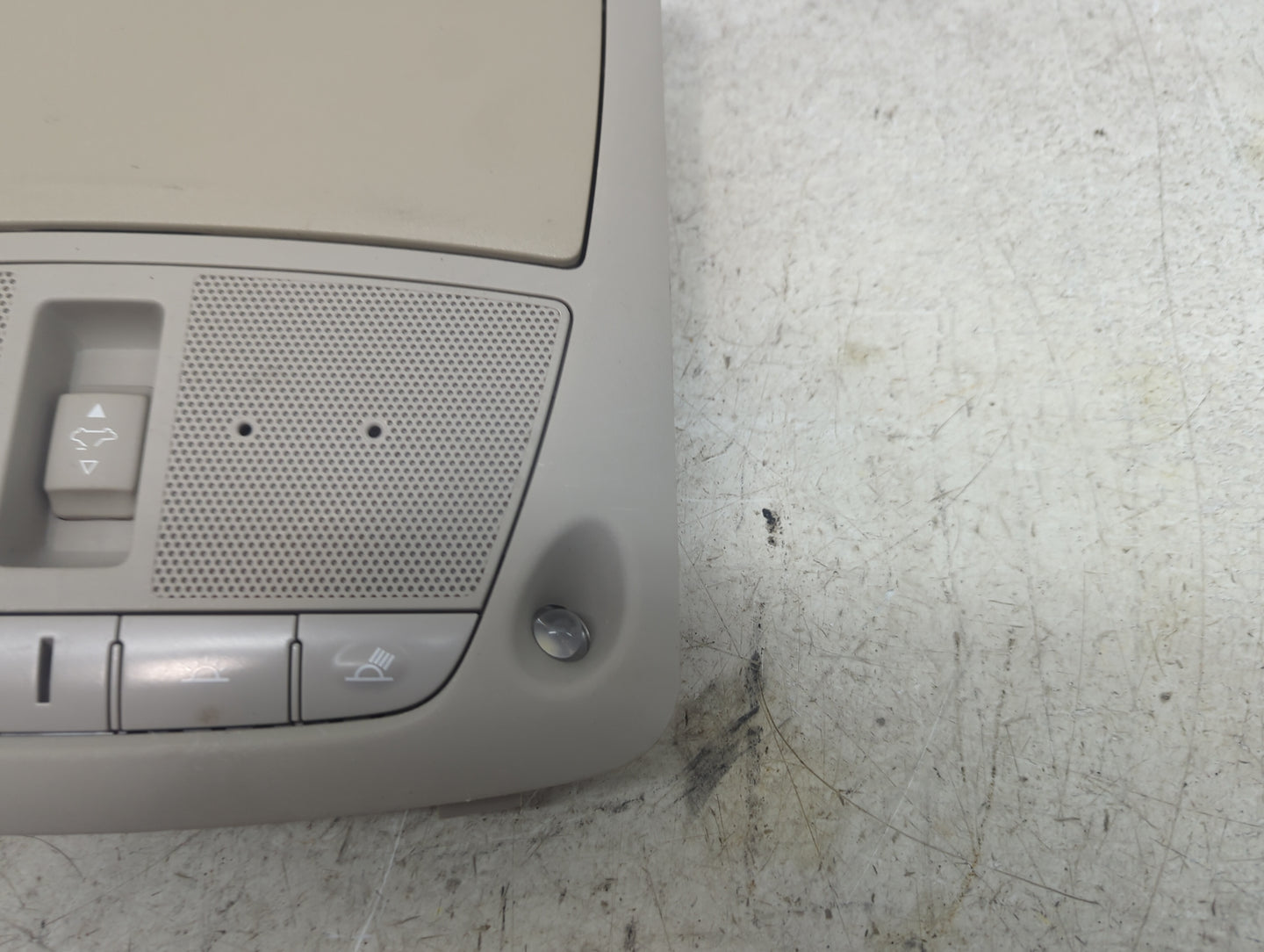 2013 Nissan Altima Overhead Roof Console Tan 1482016 - Oemusedautoparts1.com