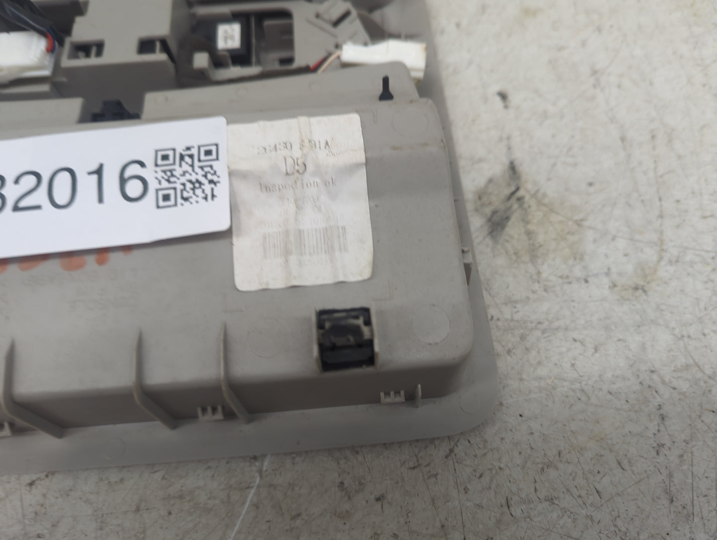 2013 Nissan Altima Overhead Roof Console Tan 1482016 - Oemusedautoparts1.com