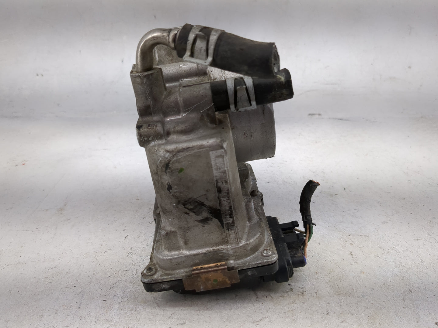 2013 Nissan Altima Throttle Body P/N:3TA60-01A Fits OEM Used Auto Parts - Oemusedautoparts1.com
