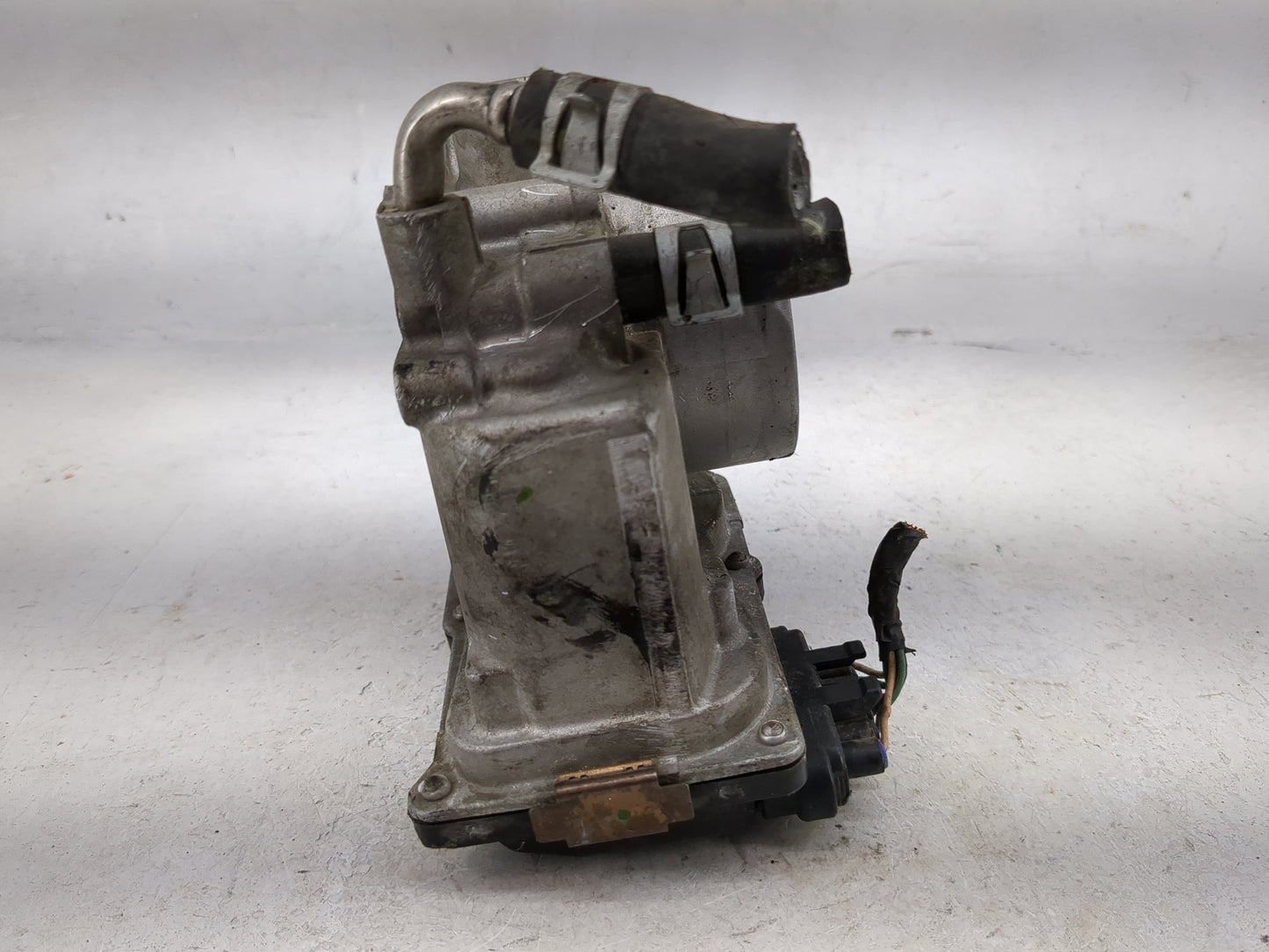 2013 Nissan Altima Throttle Body P/N:3TA60-01A Fits OEM Used Auto Parts - Oemusedautoparts1.com