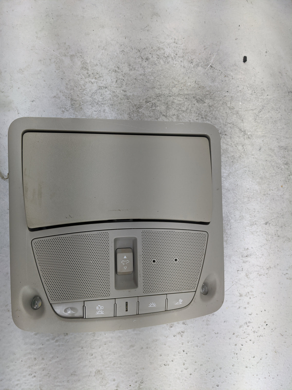 2013 Nissan Altima Overhead Roof Console Tan 1483057 - Oemusedautoparts1.com