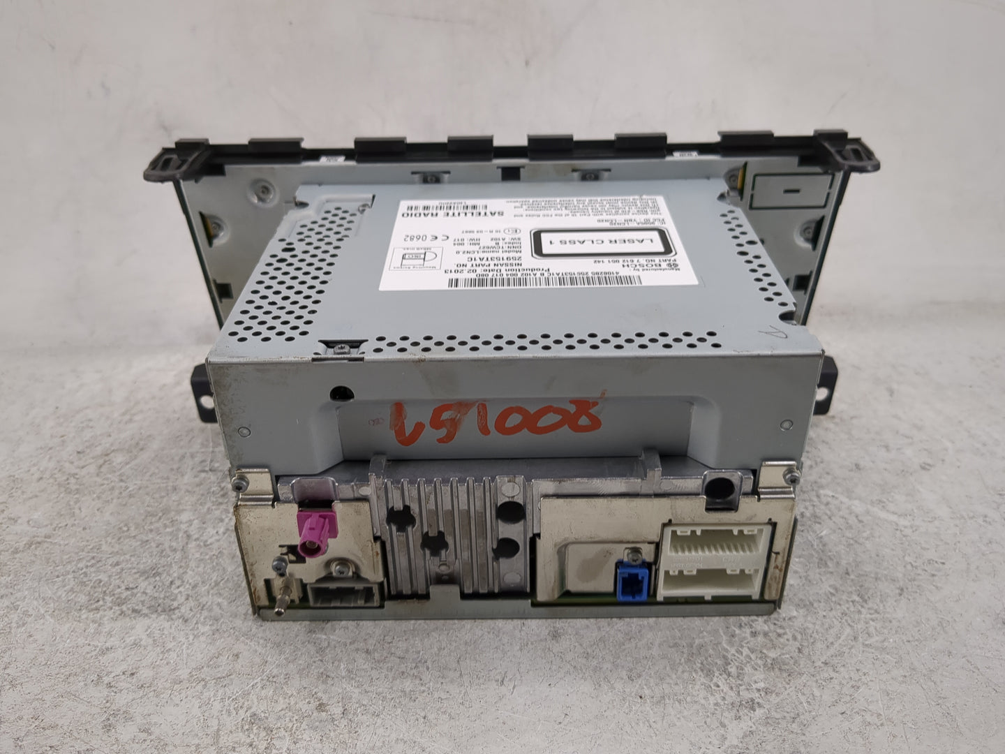 2013-2014 Nissan Altima Radio AM FM Cd Player Receiver Replacement P/N:259153TA1C 7612051142, TCW627 Fits Fits 2013 2014 OEM