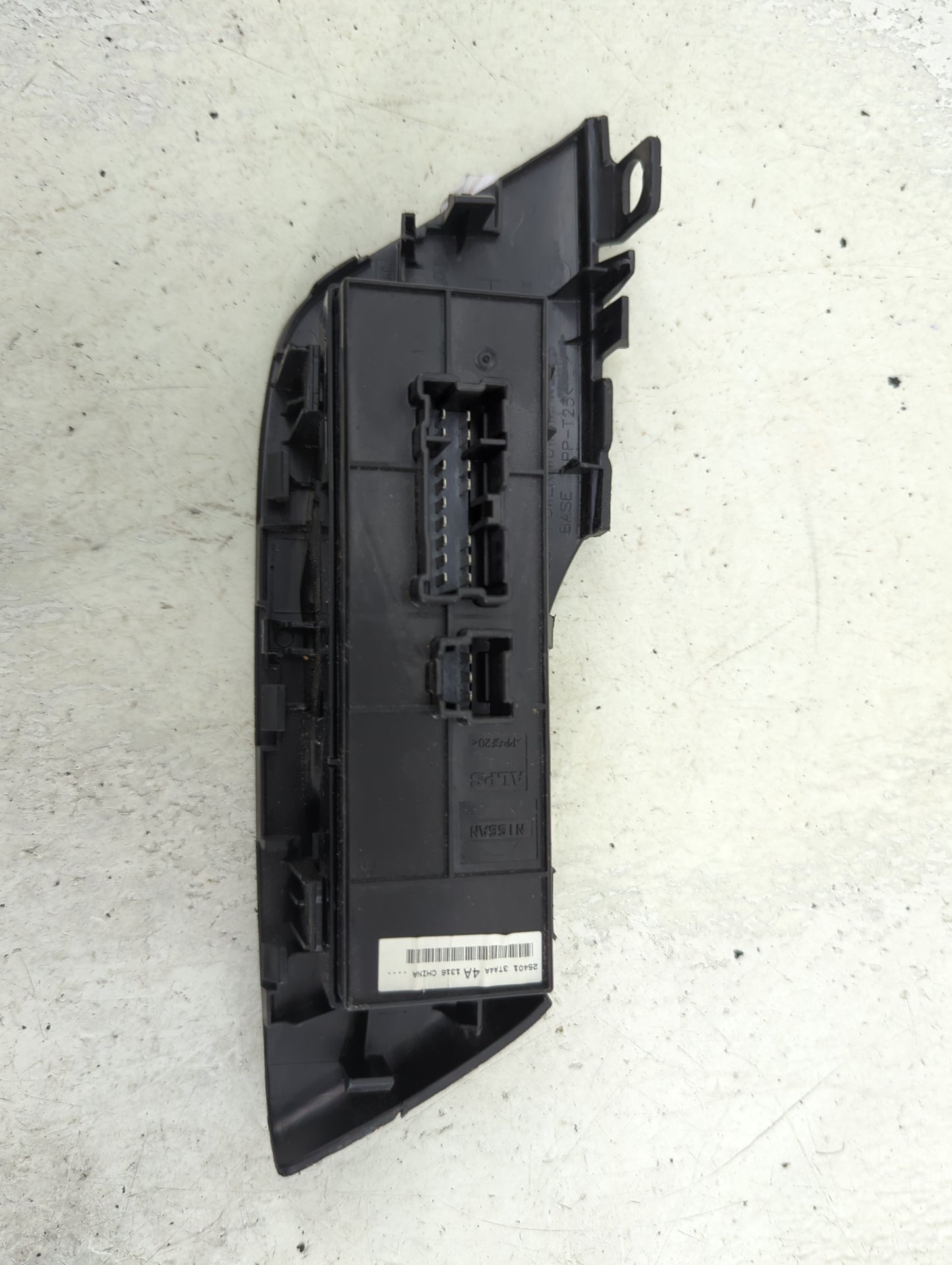 2013-2018 Nissan Altima Master Power Window Switch Replacement Driver Side Left P/N:25401 3TA4A Fits OEM Used Auto Parts - O