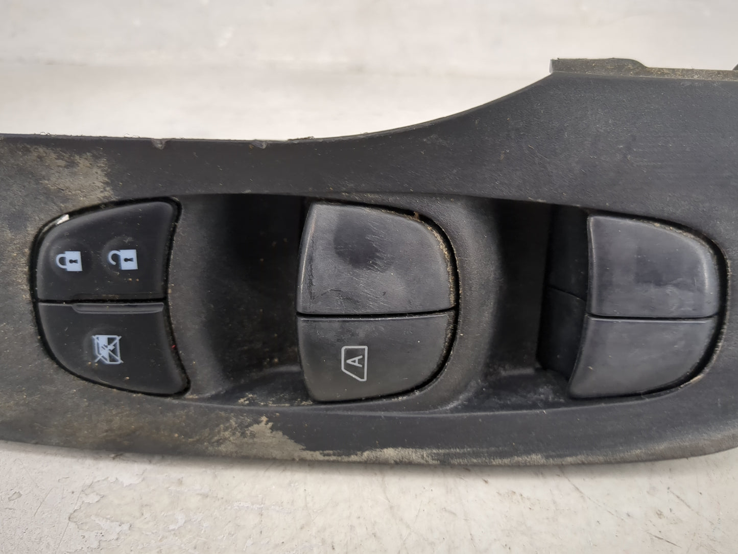 2013-2018 Nissan Altima Master Power Window Switch Replacement Driver Side Left P/N:25401 3TA5A Fits OEM Used Auto Parts - O