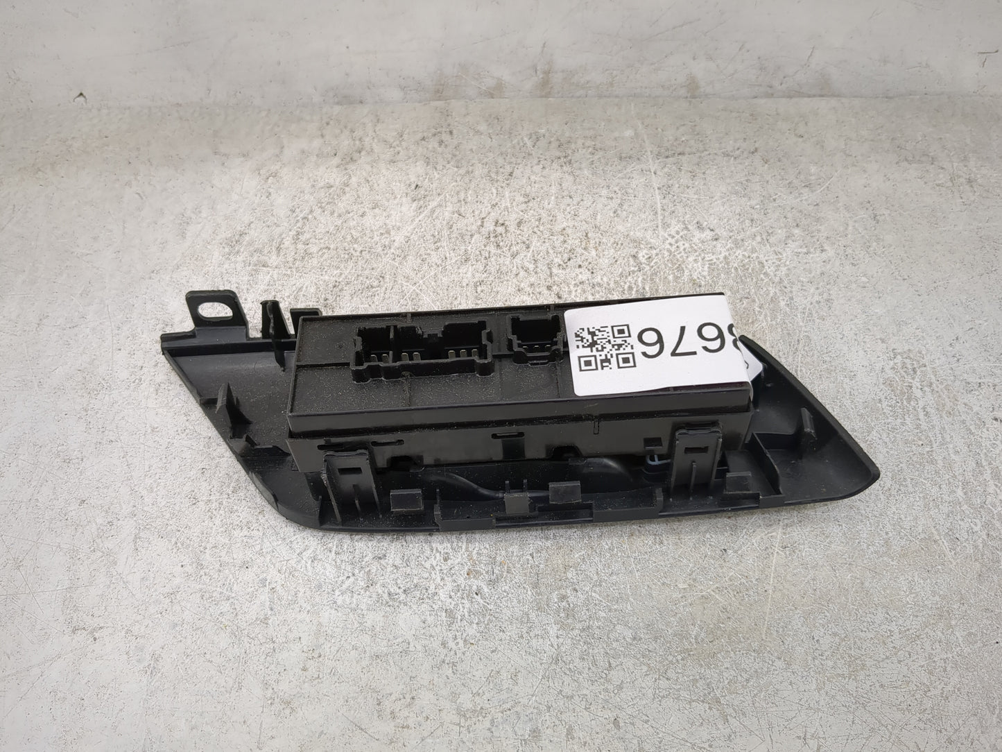 2013-2018 Nissan Altima Master Power Window Switch Replacement Driver Side Left P/N:$CN6693ESPL100 Fits OEM Used Auto Parts 