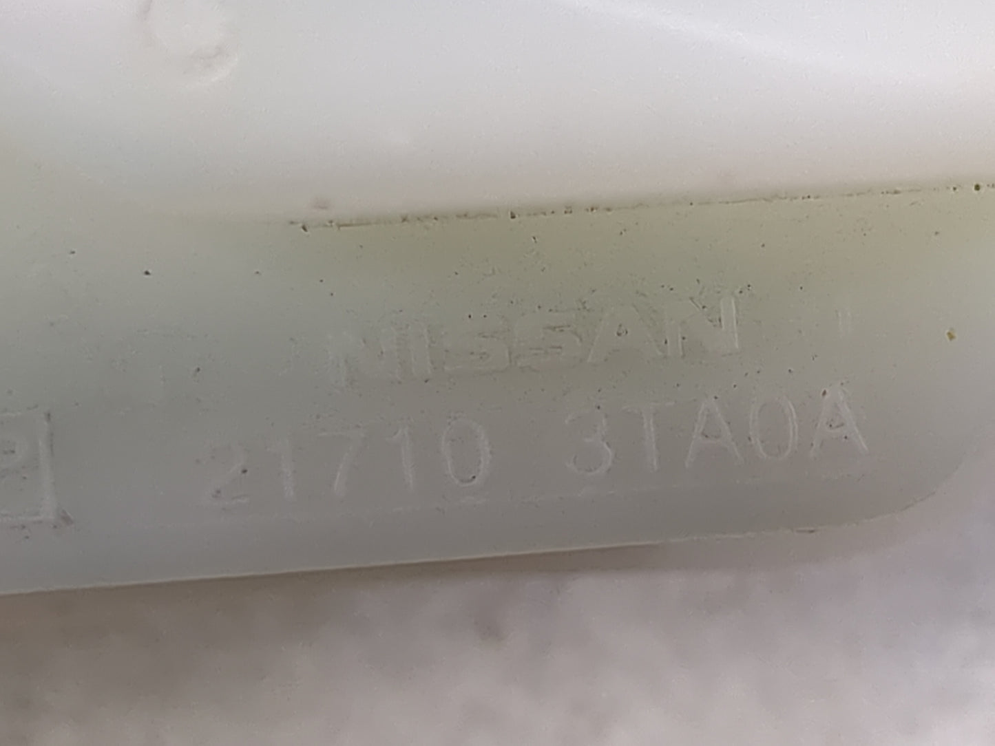 2013-2018 Nissan Altima Radiator Coolant Overflow Expansion Tank Bottle 1494375 - Oemusedautoparts1.com