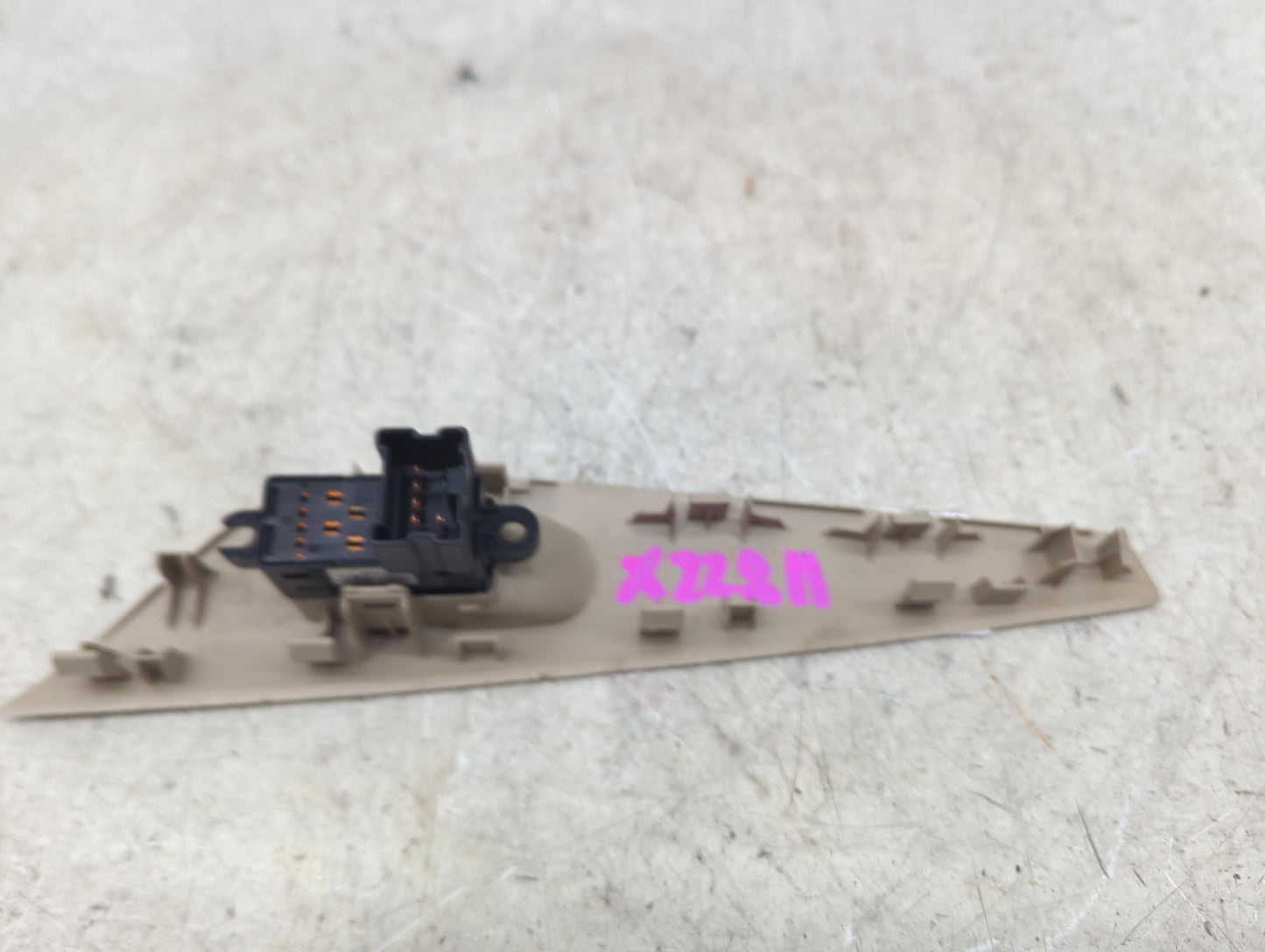 2013 Nissan Altima Passenger Right Rear Power Window Switch - Oemusedautoparts1.com