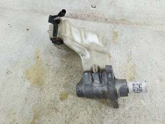compare product 2013-2018 Nissan Altima Brake Master Cylinder 1496729