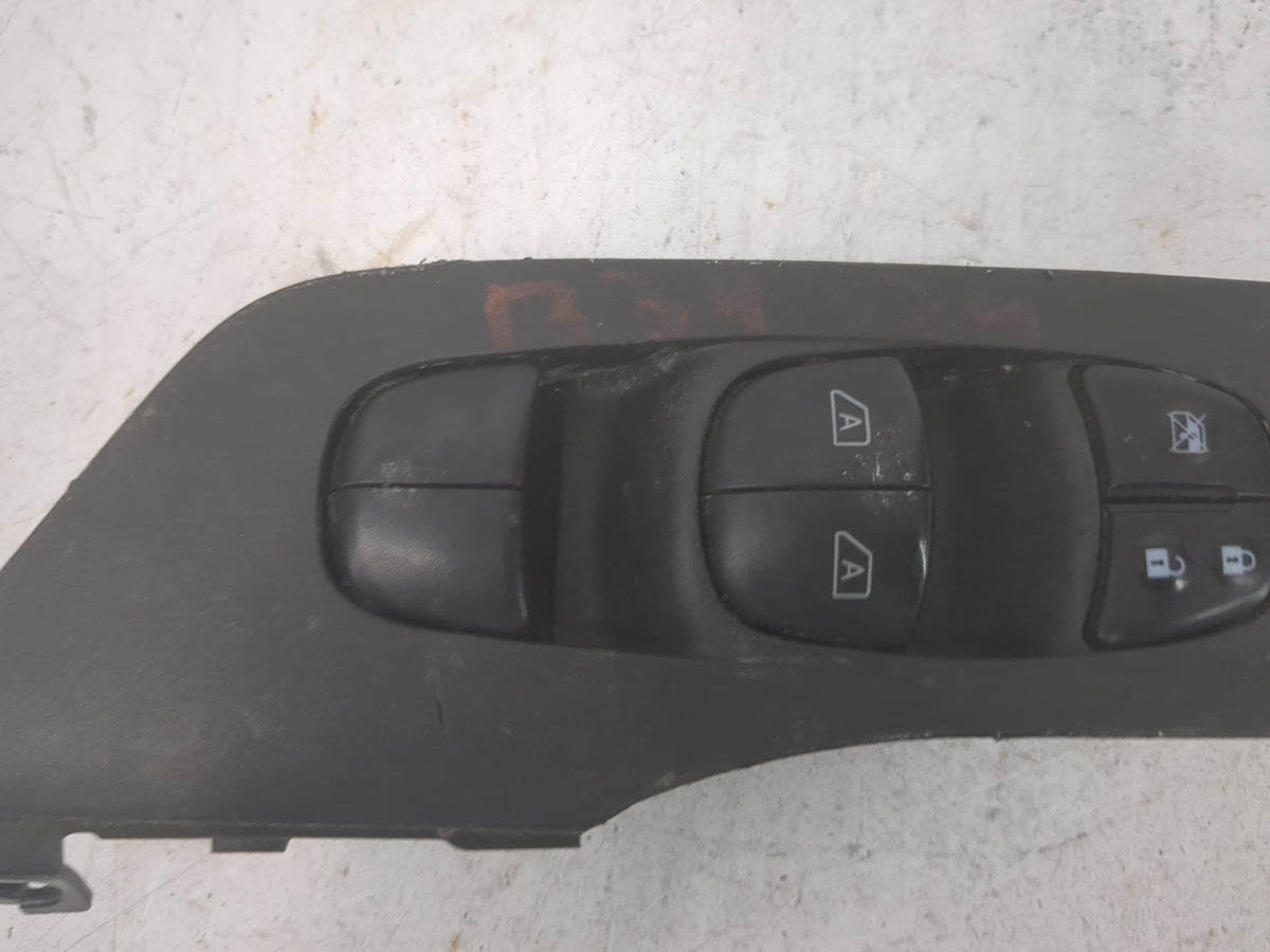 2013-2018 Nissan Altima Master Power Window Switch Replacement Driver Side Left P/N:25401 3TA4A Fits OEM Used Auto Parts - O