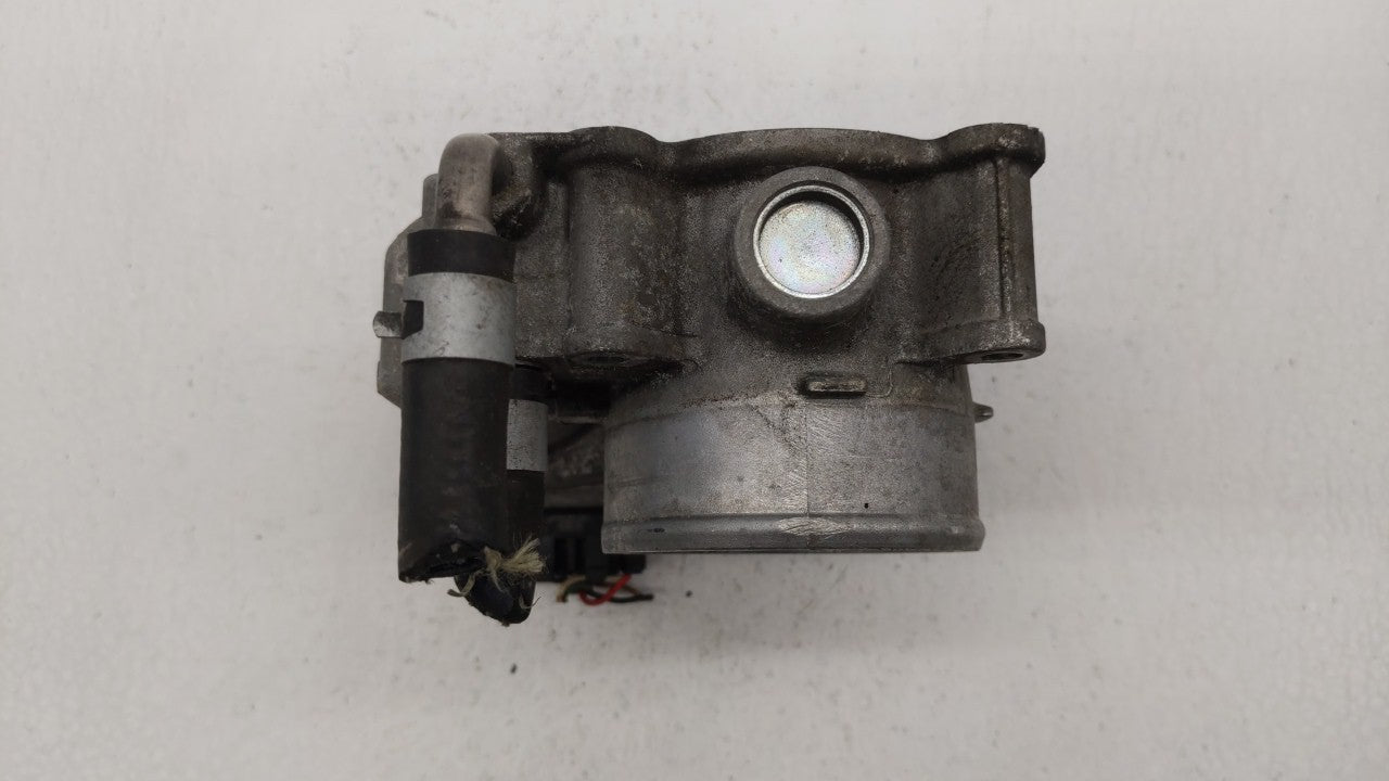2013-2018 Nissan Altima Throttle Body P/N:3TA60-01 B 3TA60-01 A, 3TA60-01 C Fits Fits 2013 2014 2015 2016 2017 2018 2019 OEM