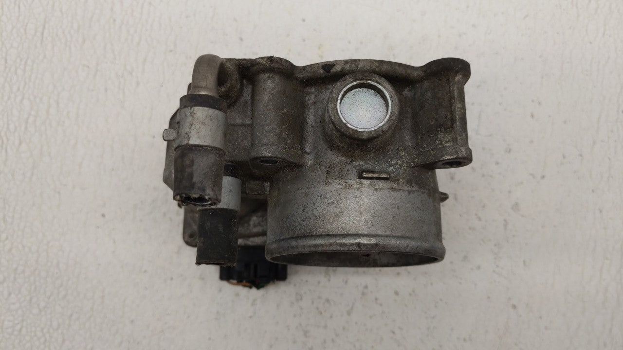 2013-2018 Nissan Altima Throttle Body P/N:3TA60-01 C 3TA60-01 B, 3TA60-01 A Fits Fits 2013 2014 2015 2016 2017 2018 2019 OEM
