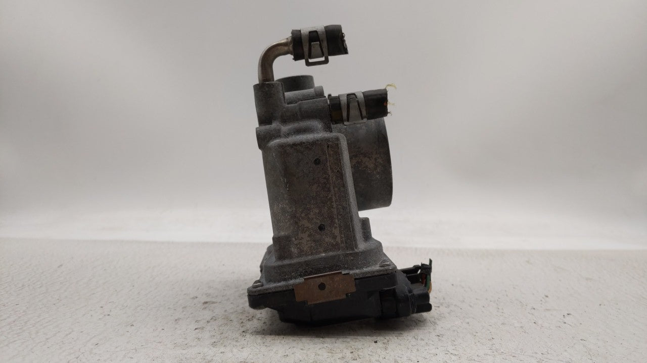 2013-2018 Nissan Altima Throttle Body P/N:3TA60-01 C 3TA60-01 B, 3TA60-01 A Fits Fits 2013 2014 2015 2016 2017 2018 2019 OEM