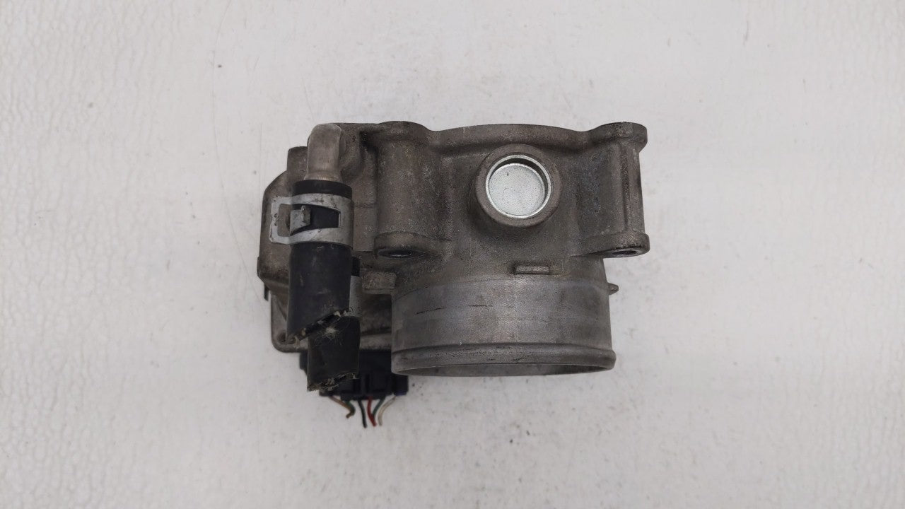 2013-2018 Nissan Altima Throttle Body P/N:3TA60-01 C 3TA60-01 B, 3TA60-01 A Fits Fits 2013 2014 2015 2016 2017 2018 2019 OEM