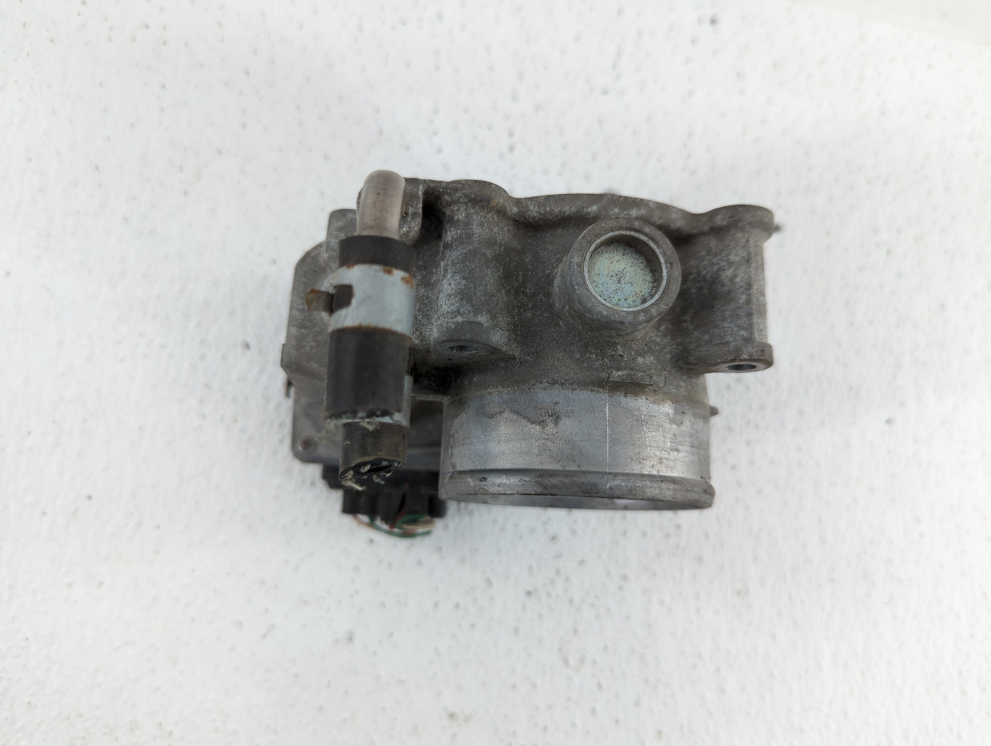 2013-2018 Nissan Altima Throttle Body P/N:3TA60-01 C 3TA60-01 B, 3TA60-01 A Fits Fits 2013 2014 2015 2016 2017 2018 2019 OEM