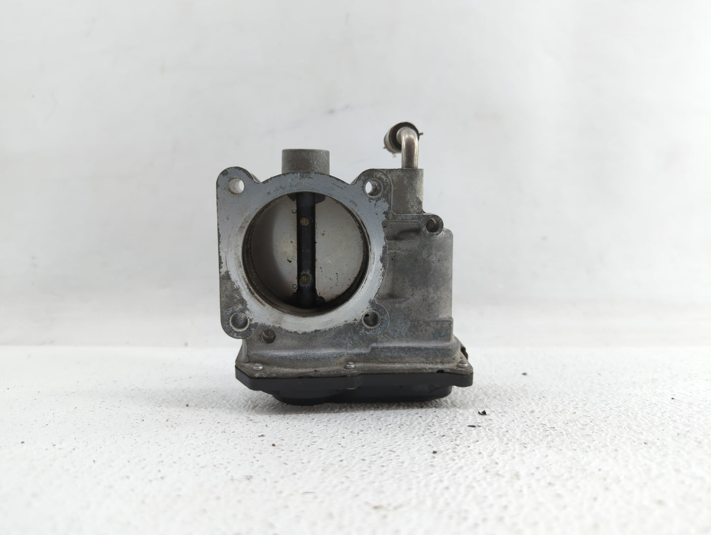 2013-2018 Nissan Altima Throttle Body P/N:3TA60-01 C 3TA60-01 B, 3TA60-01 A Fits Fits 2013 2014 2015 2016 2017 2018 2019 OEM