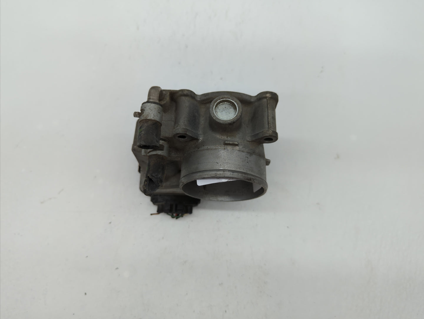 2013-2018 Nissan Altima Throttle Body P/N:3TA60-01 C 3TA60-01 B, 3TA60-01 A Fits Fits 2013 2014 2015 2016 2017 2018 2019 OEM