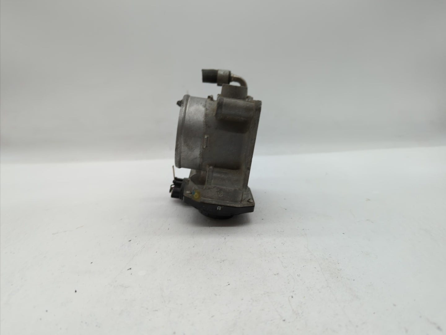 2013-2018 Nissan Altima Throttle Body P/N:3TA60-01 C 3TA60-01 B, 3TA60-01 A Fits Fits 2013 2014 2015 2016 2017 2018 2019 OEM
