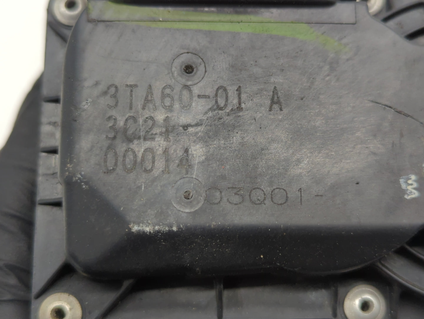2013-2018 Nissan Altima Throttle Body P/N:3TA60-01 C 3TA60-01 B, 3TA60-01 A Fits Fits 2013 2014 2015 2016 2017 2018 2019 OEM