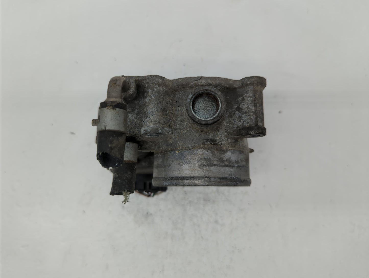 2013-2018 Nissan Altima Throttle Body P/N:3TA60-01 C 3TA60-01 B, 3TA60-01 A Fits Fits 2013 2014 2015 2016 2017 2018 2019 OEM