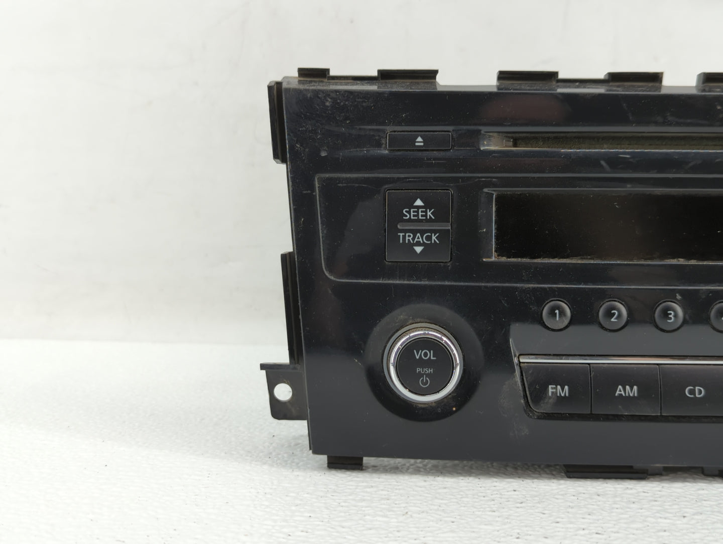 2013-2015 Nissan Altima Radio AM FM Cd Player Receiver Replacement P/N:28185 3TA0G 28185 3TB0G Fits Fits 2013 2014 2015 OEM 