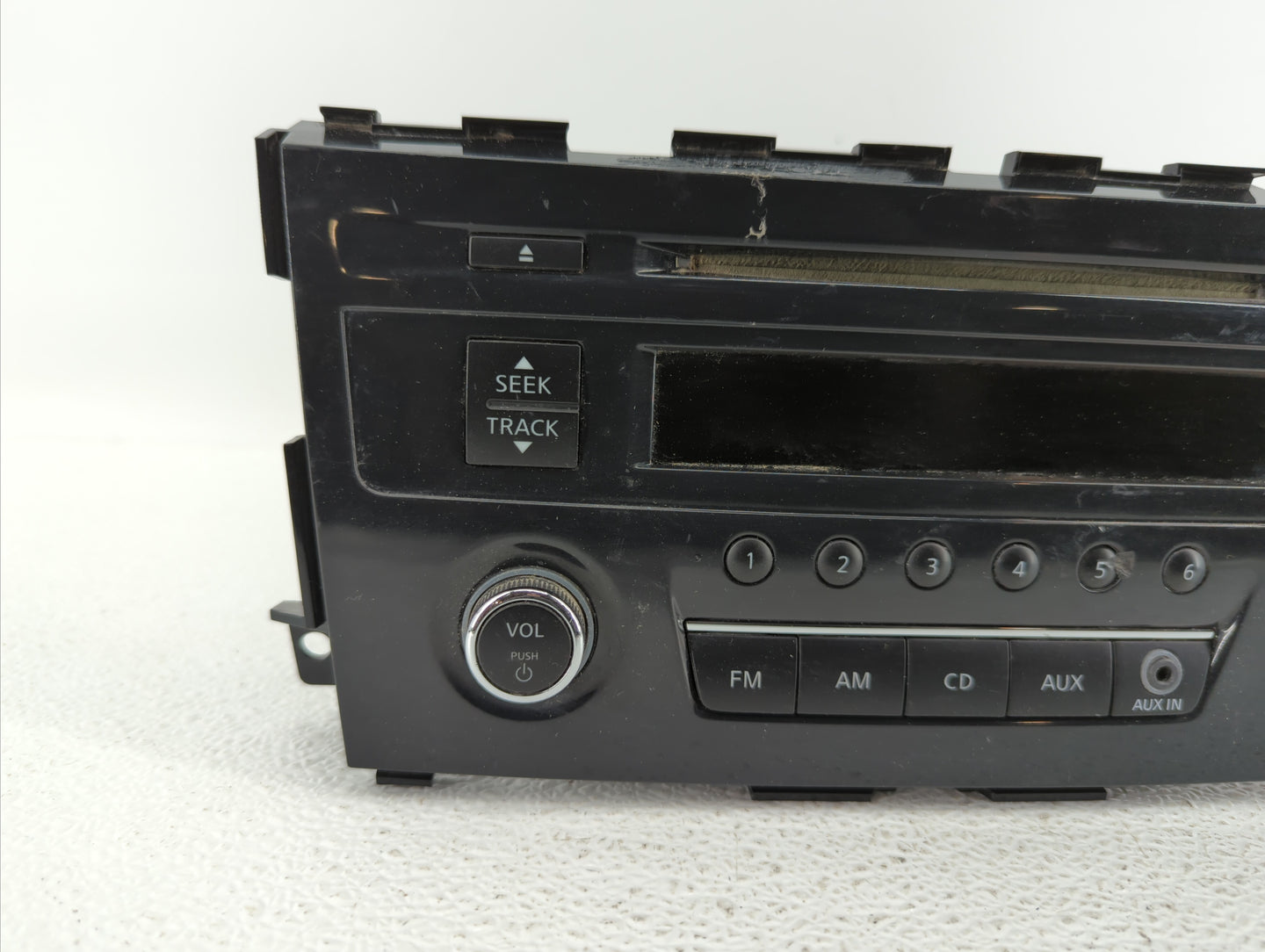 2013-2015 Nissan Altima Am Fm Cd Player Radio Receiver - Oemusedautoparts1.com