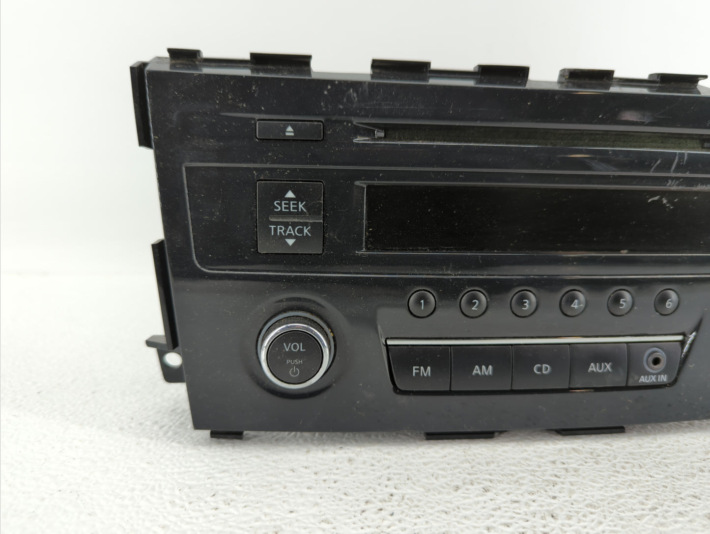 2013-2015 Nissan Altima Am Fm Cd Player Radio Receiver - Oemusedautoparts1.com
