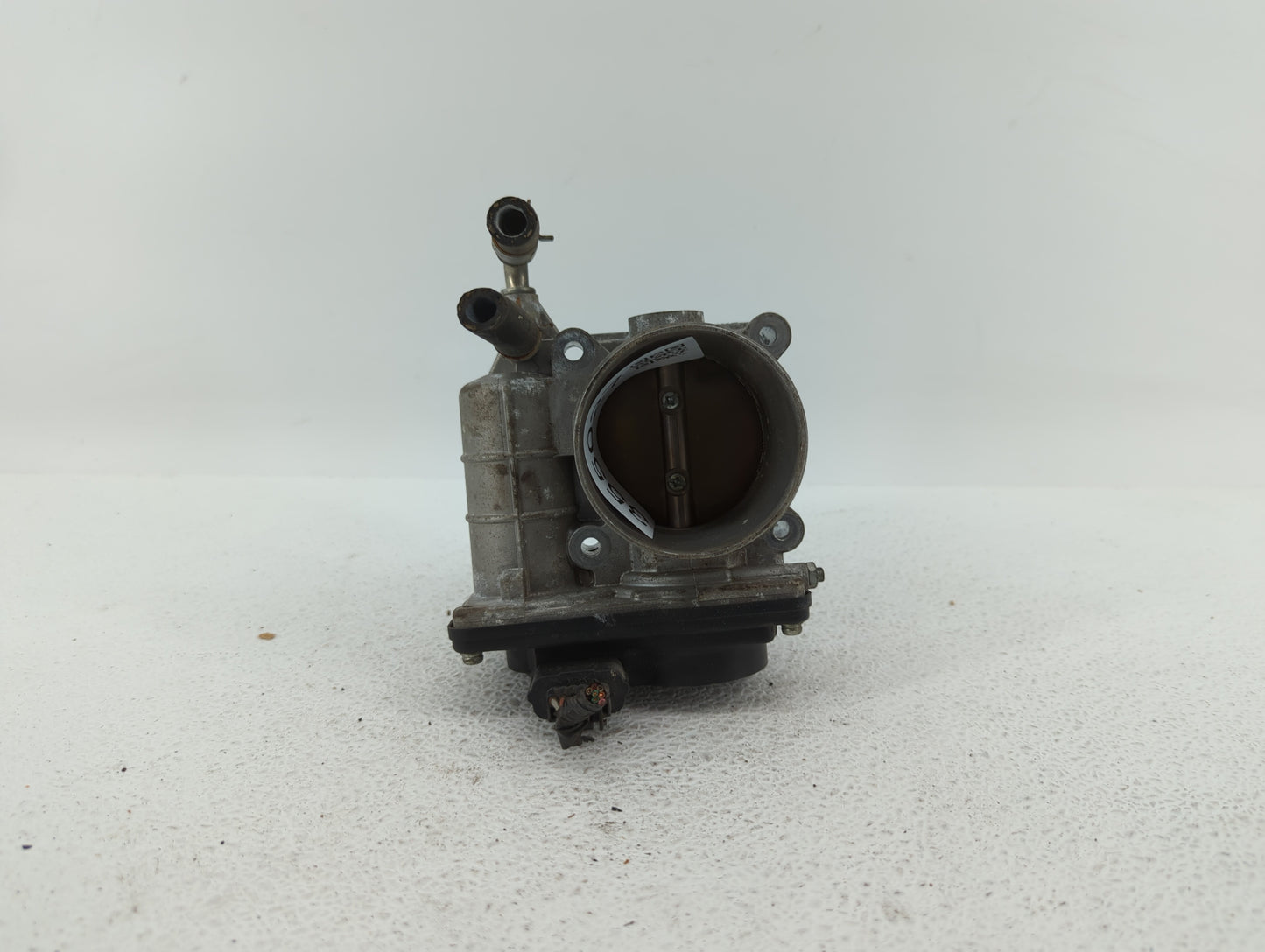 2007-2013 Nissan Altima Throttle Body P/N:526-01 RME60-15 Fits Fits 2007 2008 2009 2010 2011 2012 2013 OEM Used Auto Parts -
