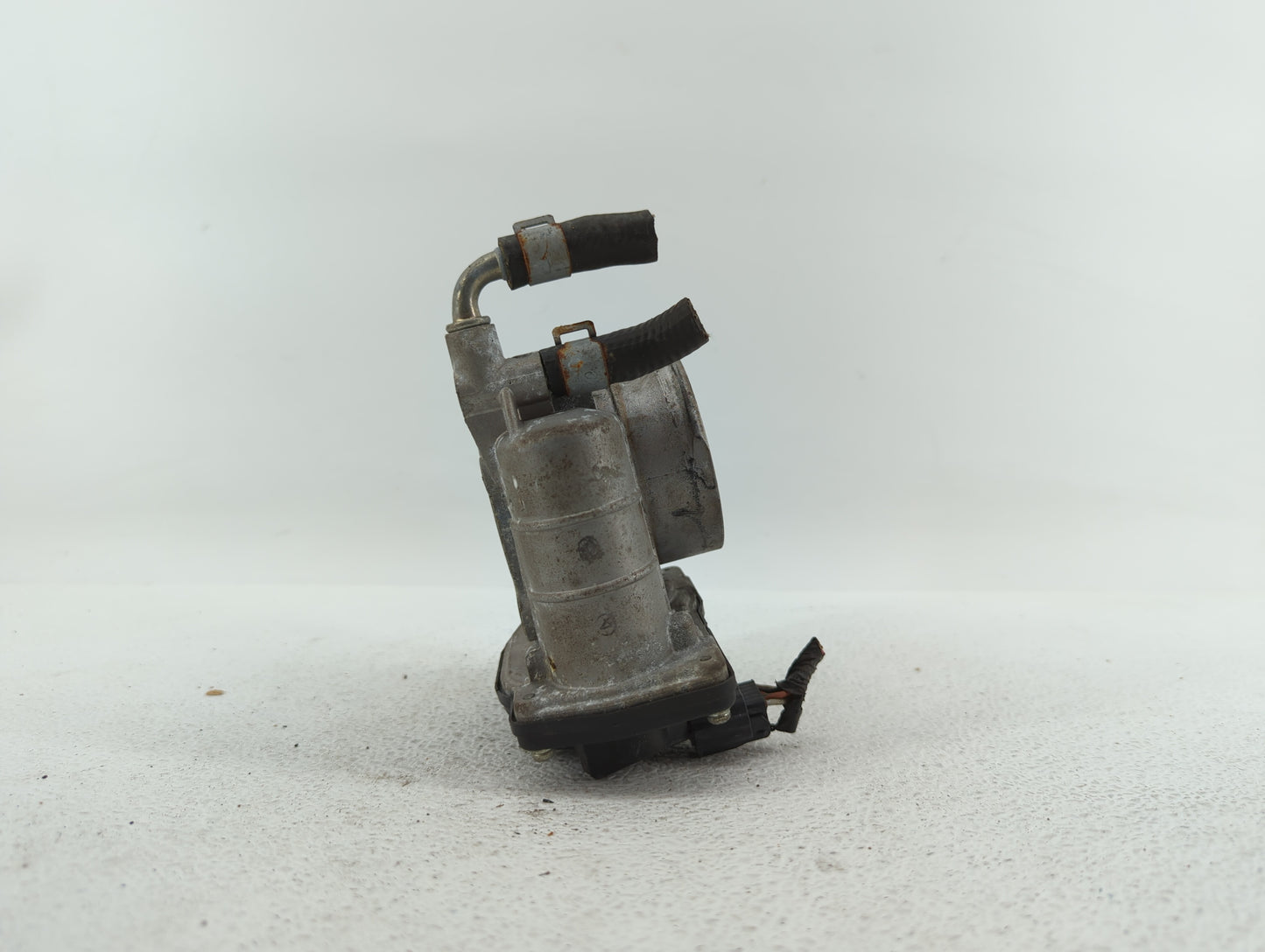 2007-2013 Nissan Altima Throttle Body P/N:526-01 RME60-15 Fits Fits 2007 2008 2009 2010 2011 2012 2013 OEM Used Auto Parts -