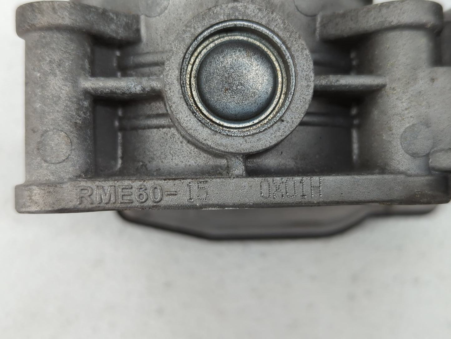 2007-2013 Nissan Altima Throttle Body P/N:526-01 RME60-15 Fits Fits 2007 2008 2009 2010 2011 2012 2013 OEM Used Auto Parts -