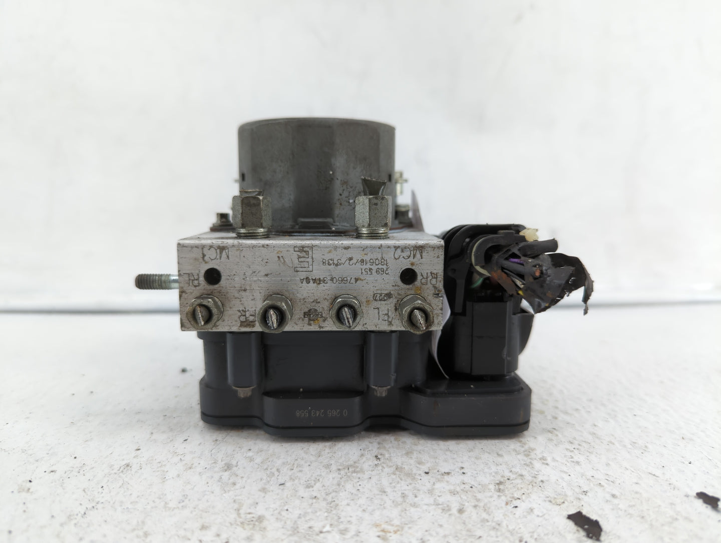 2011-2013 Nissan Altima ABS Pump Control Module Replacement P/N:47660 3TA0A 47660 ZX60A, 47660 ZX65A Fits Fits 2011 2012 201