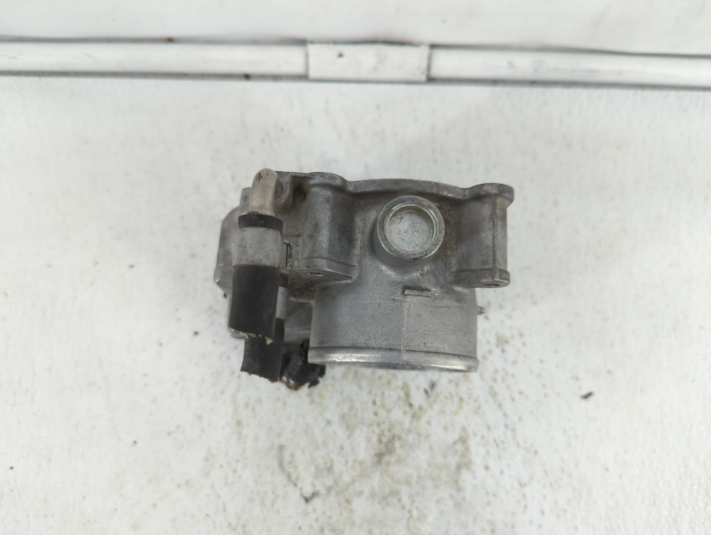 2013-2018 Nissan Altima Throttle Body P/N:3TA60-01 C 3TA60-01 B, 3TA60-01 A Fits Fits 2013 2014 2015 2016 2017 2018 2019 OEM