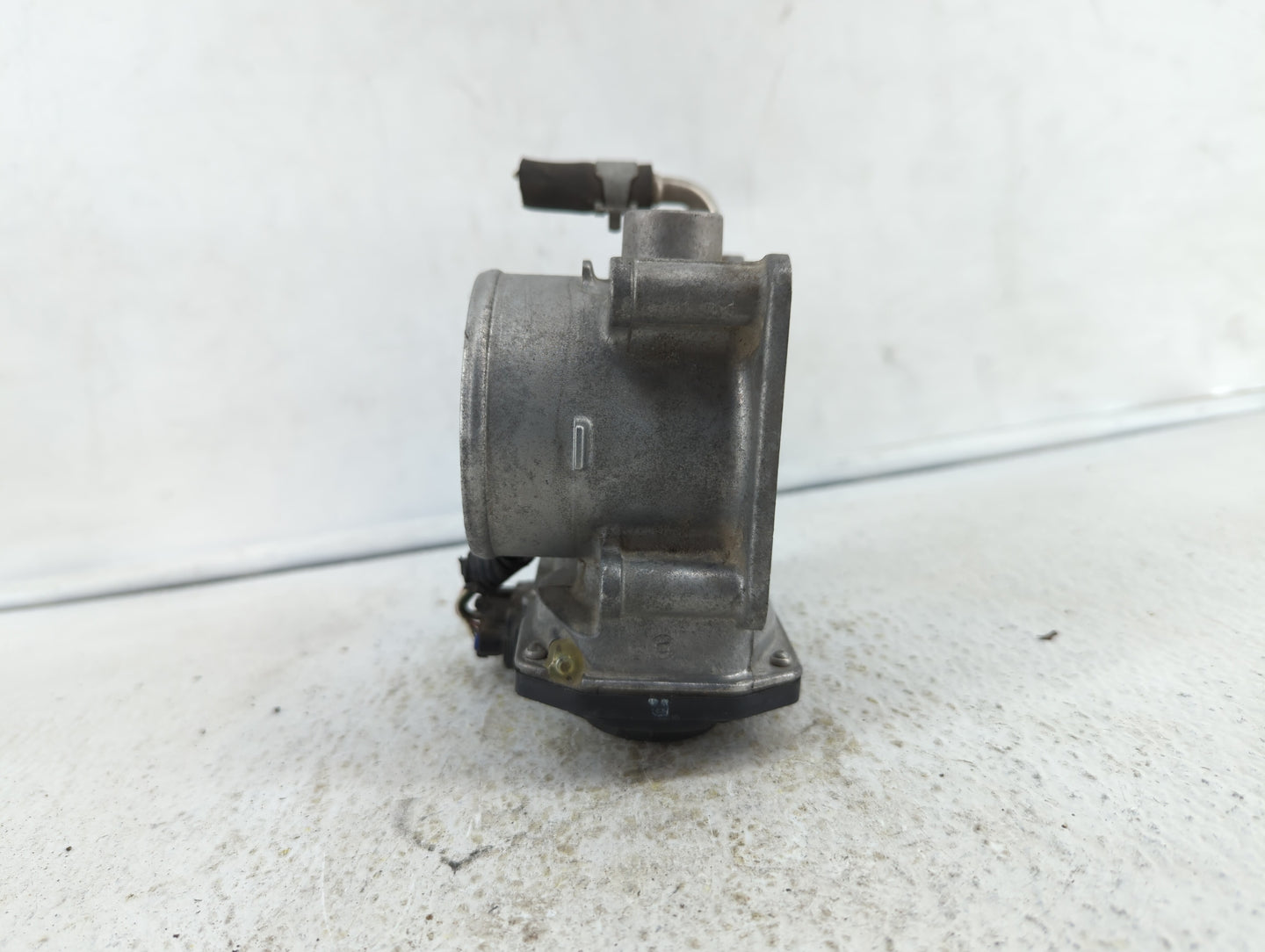 2013-2018 Nissan Altima Throttle Body P/N:3TA60-01 C 3TA60-01 B, 3TA60-01 A Fits Fits 2013 2014 2015 2016 2017 2018 2019 OEM